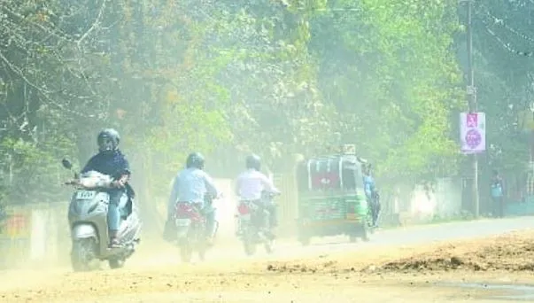 बरेली: आज पूरे दिन धूल की आगोश में रहा शहर, सड़क पर चलते आंखे खोलना भी हुआ मुश्किल