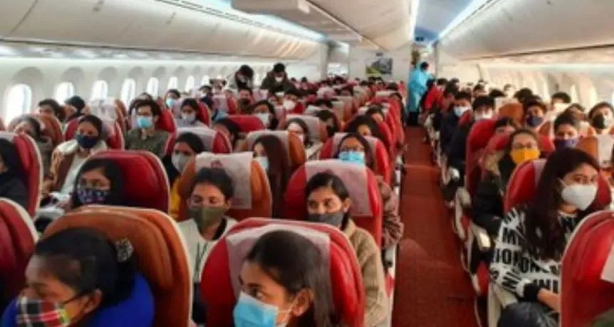 Russia Ukraine War: एअर इंडिया की दूसरी उड़ान पहुंची दिल्ली, 250 भारतीयों की हुई वतन वापसी
