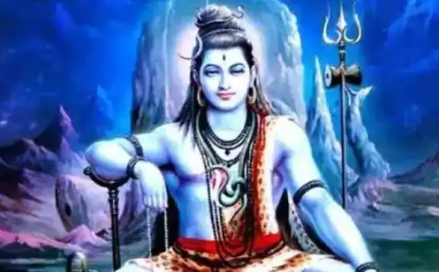 कल है महाशिवरात्रि, जानें क्या न करें अर्पित, शुभ मुहूर्त और पूजन विधि