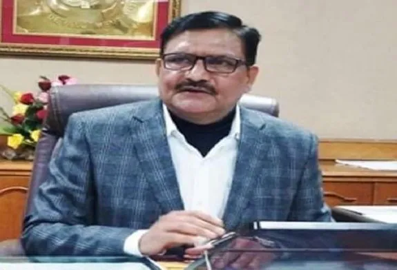 बरेली: डीएम से मिलकर की रास्ता बंद न करने की मांग