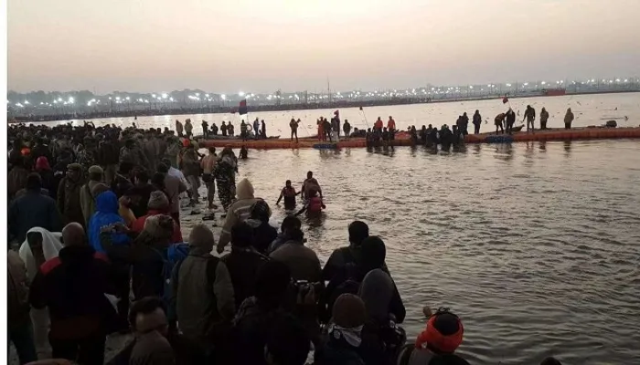 ‘मौनी अमावस्या’ पर 50 लाख श्रद्धालुओं ने लगाई आस्था की डुबकी