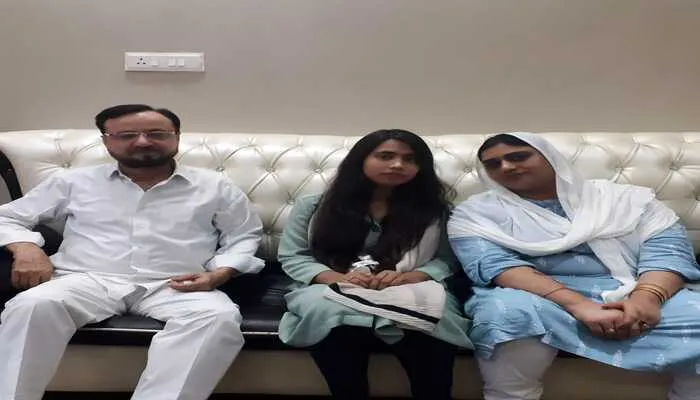 उन्नाव: यासमीन ने यूक्रेन में देखा मौत का मंजर, कहा- गिरती देखीं लाशें, कई रातें बिताईं भूखे-प्यासे