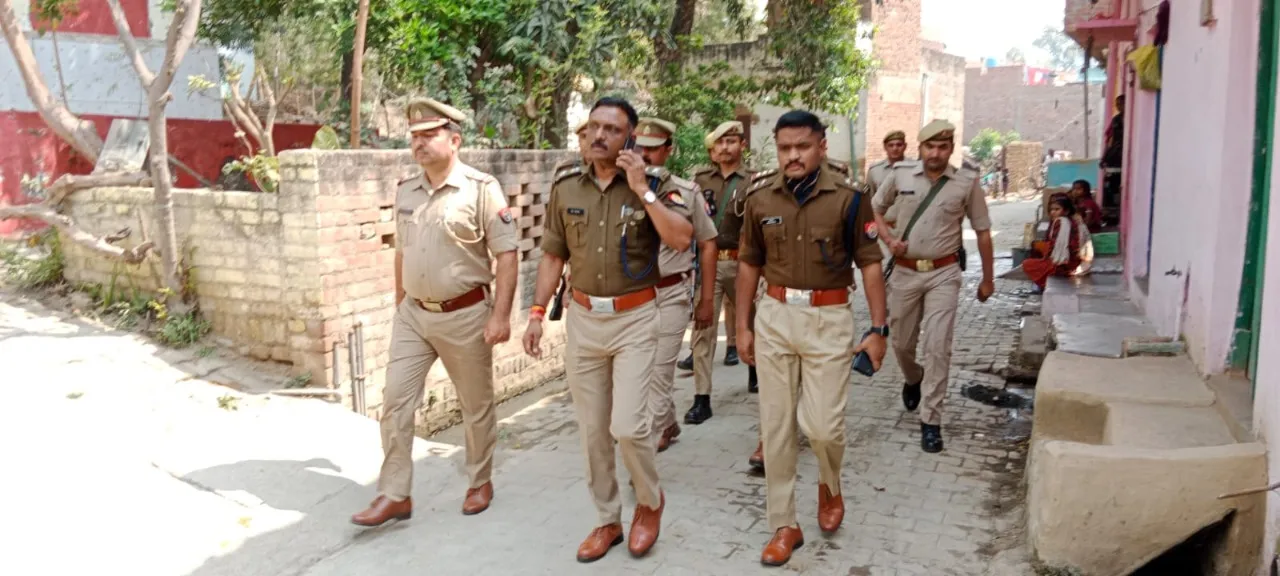 शाहजहांपुर: लाल साहब जुलूस के रूट वाली छतों पर हुई निगरानी