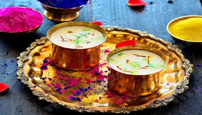 Holi Special Thandai: ठंडाई के साथ मनाएं होली का त्योहार, स्वाद के साथ सेहत का भी ऐसे रखें ख्याल