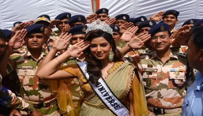 गौतम बुद्ध नगर: आइटीबीपी में स्थापना दिवस पर मिस यूनिवर्स ने जोश भरे शब्दों से जवानों का बढ़ाया हौसला