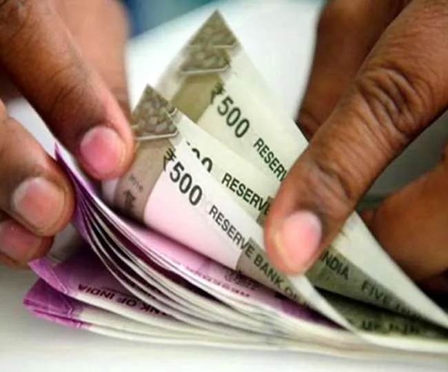 अयोध्या: सोहावल तहसील में निजी कर्मियों की मनमानी, खा रहे मलाई