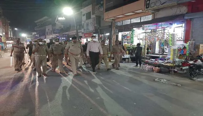 रायबरेली: पुलिस अधीक्षक ने रात में देखी पुलिसिंग, चार थानों का किया निरीक्षण