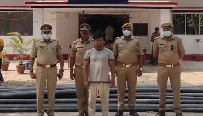बहराइच: पांच साल से फरार ईनामी अपराधी को पुलिस ने पकड़ा, दुष्कर्म और पास्को एक्ट का था वांछित