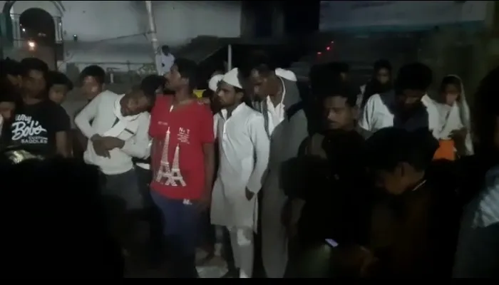 बहराइच: नाले में मिला अज्ञात महिला का शव, मचा हड़कंप