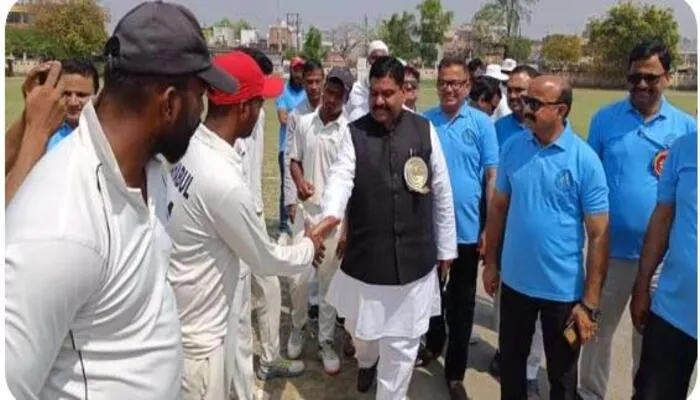 समाजवादी पार्टी ने हमेशा खिलाड़ियों का किया सम्मान: अरविंद सिंह गोप