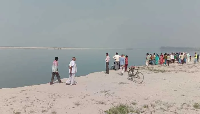 बहराइच: नित्य क्रिया के लिए गई युवती नदी में डूबी, अब तक नहीं लगा सुराग, मचा हड़कंप
