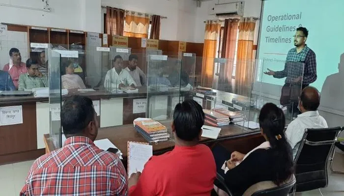 बहराइच: फाइलेरिया उन्मूलन अभियान के लिए प्रशिक्षकों को मिली गाइडेंस, सीएमओ सभागार में आयोजित हुआ कार्यक्रम