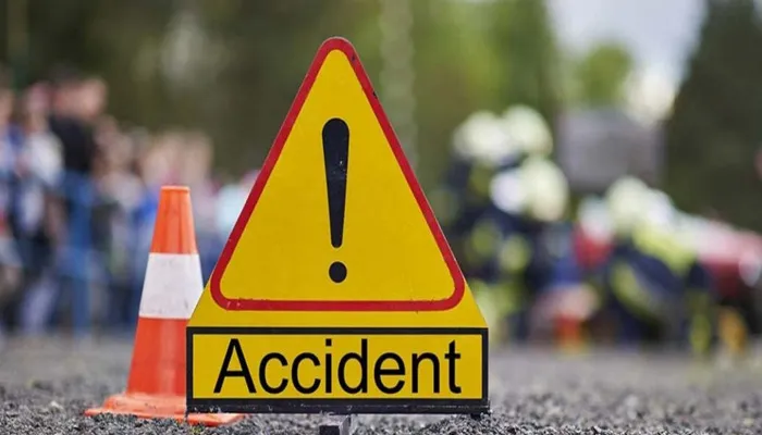 कन्नौज: एक्सप्रेस-वे पर कार पलटने से युवक की मौत, परिजनों में मचा कोहराम