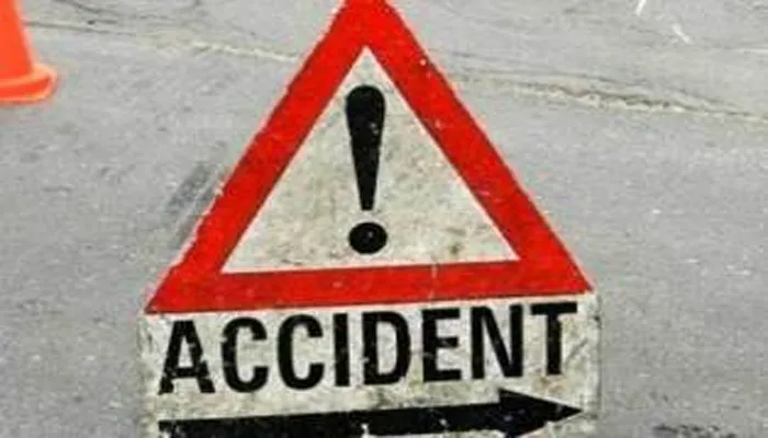 संभ्तल: तेज रफ्तार प्राइवेट बस ने बाइक रौंदी, दो की मौत