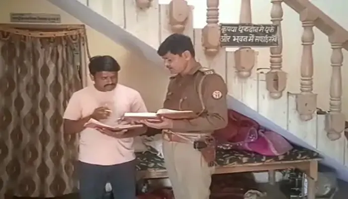 आगरा: शादी समारोह में फंदे पर लटका मिला युवक, सात बेटियों के सर से उठा पिता का साया
