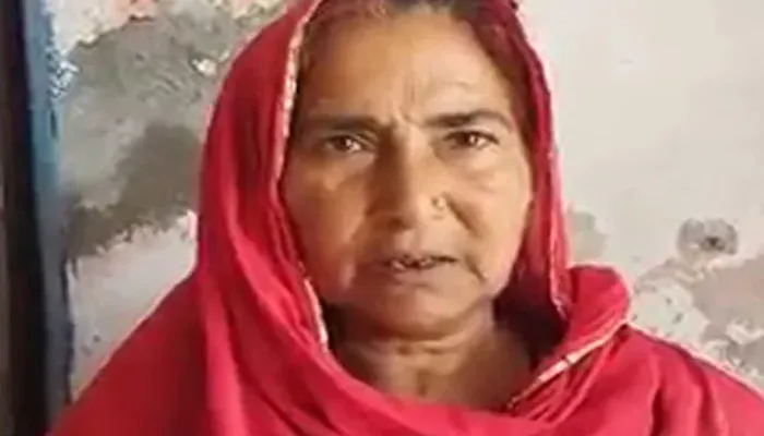 अमेठी: भाजपा को वोट देने से बेटे और बहू ने की मां की पिटाई, निकाला घर से बाहर, जानें क्या है पूरा मामला