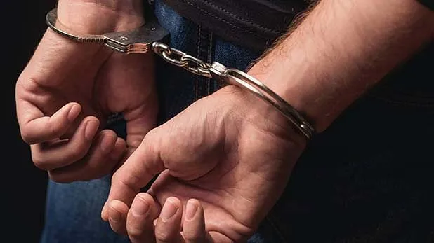 लखनऊ: नहाते समय नाबालिग का अश्लील वीडियो बनाकर कर रहा था ब्लैकमेल, गिरफ्तार