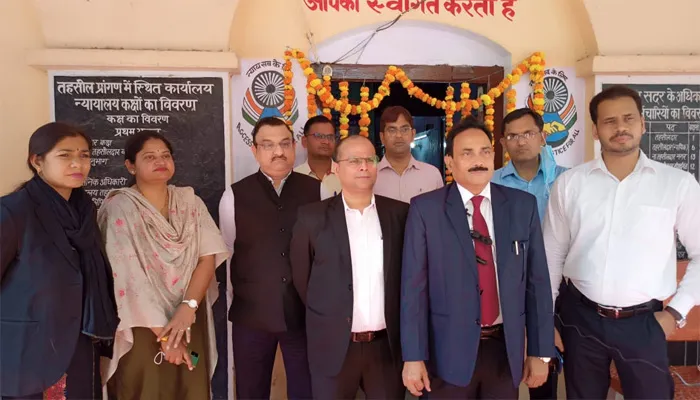 अयोध्या: जिला जज ने लीगल एड क्लीनिक का किया उद्घाटन, अब मिलेगी मुफ्त विधिक सहायता