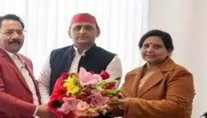 बुलंदशहर: MLC सीट के लिए सपा-रालोद गठबंधन की प्रत्याशी बनीं सुनीता, BJP से मैदान में उतरे नरेंद्र भाटी