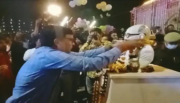 बुलंदशहर: 135 साल पुरानी ऐतिहासिक प्रदर्शनी का हुआ शुभारंभ, शामिल हुए यह लोग