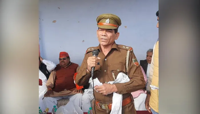 बुलंदशहर: सपा प्रत्याशी की सभा में इस्तीफा देने का एलान करने वाले वन दरोगा निलंबित, जांच जारी