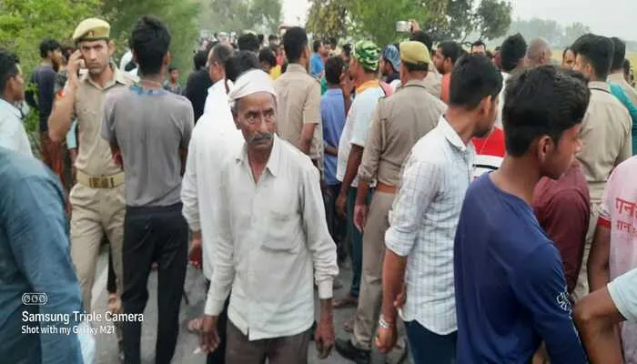 फतेहपुर: स्कॉर्पियो कार ने मोटरसाइकिल सवार युवक को रौंदा, मौत