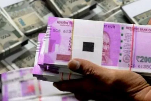 कर्नाटक में ACB की ताबड़तोड़ छापेमारी, 18 अधिकारियों से नकदी, संपत्ति बरामद