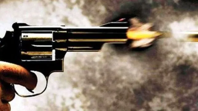 दलित समुदाय के दो गुटों की झड़प में चार को लगी गोली, 17 घायल