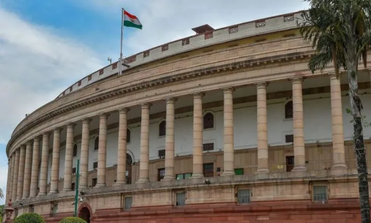 लोकसभा में विपक्षी दलों ने उठाया ईंधन के दाम में बढ़ोतरी का विषय