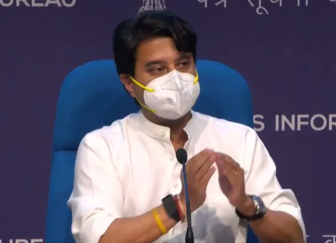 हवाई अड्डों का विनिवेश नहीं किया गया, राज्यों में हवाई क्षेत्र के विकास पर होगा जोर- विमानन मंत्री