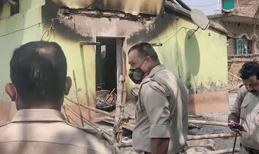 बंगाल हिंसा मामले में हाईकोर्ट का गवाहों को सुरक्षा देने का निर्देश, कल दो बजे तक मांगी स्थिति रिपोर्ट