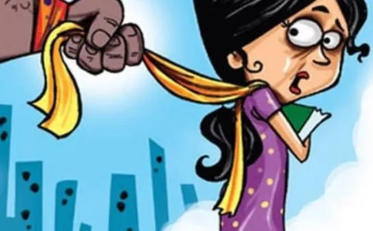 बरेली: शिक्षिका से छेड़छाड़ मामले में पुलिस ने बिना मुकदमा दर्ज किए ही आरोपी शिक्षक को दे दी क्लीन चिट! फरीदपुर इंस्पेक्टर बोले- मामला छेड़छाड़ का है ही नहीं, सिर्फ मारपीट का है…
