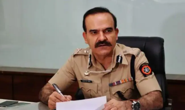 Param Bir Singh Case: परमबीर पर दर्ज सभी मुकदमों को सुप्रीम कोर्ट ने CBI को सौंपा