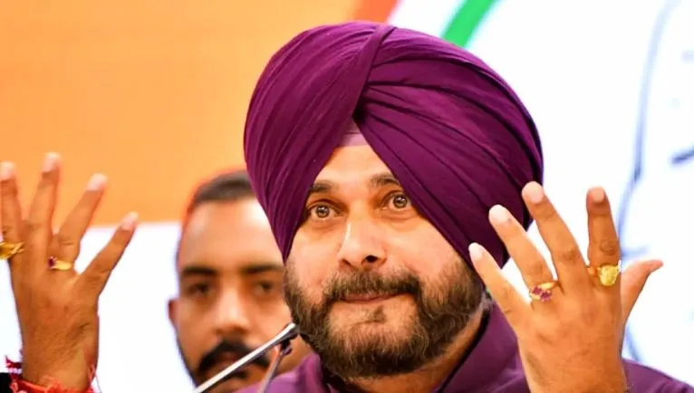 सिद्धू ने फिर उठाया धार्मिक बेअदबी का मुद्दा, कहा- इंतेहा हो गई इंतजार की..