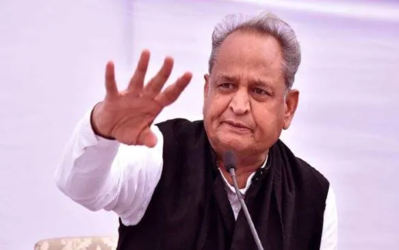 कोई भी व्यक्ति कानून से ऊपर नहीं, पीड़ित को न्याय दिलाना पुलिस का पहला कर्तव्य- गहलोत 