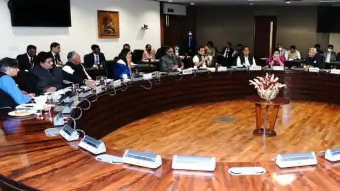 जयशंकर ने यूक्रेन मुद्दे पर सांसदों से की चर्चा, विपक्ष ने दिखाई एकजुटता, राहुल गांधी भी रहे मौजूद