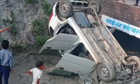 पीलीभीत: कार और टेंपो की टक्कर, दो की मौत, चार घायल