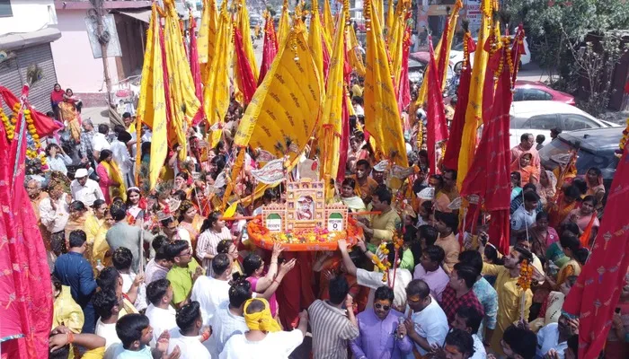 बहराइच: श्री श्याम बाबा की निकाली गई शोभायात्रा, भक्ति रस में डूबे नजर आए भगवान खाटू के भक्त