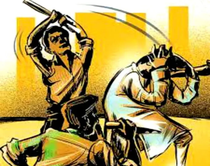 रुद्रपुर: डीडी चौक पर दो गुटों में निकले तलवारें व तमंचे