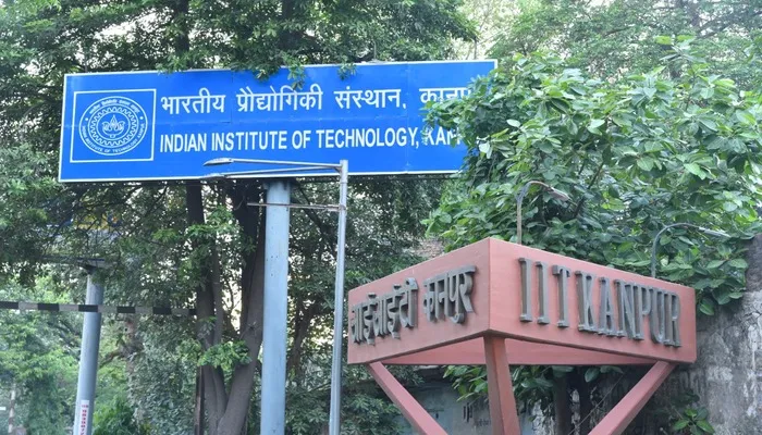 कानपुर: रक्षा प्रणाली में भारत को आत्मनिर्भर बनाने के लिए आईआईटी व आयुध निर्माणी में हुआ समझौता