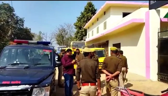 रायबरेली: मतगणना की तैयारियों को लेकर व्यस्त दिखे राजनीतिक दल, डीएम ने लिया व्यवस्थाओं का जायजा