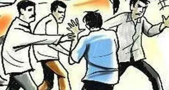 बरेली: जंक्शन के सर्कुलेटिंग एरिया में हुई लड़ाई, जीआरपी ने की कार्रवाई