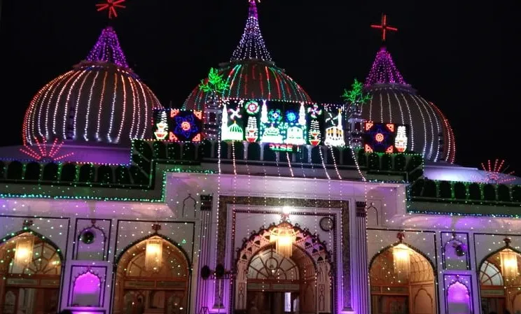 पीलीभीत: इबादत-दुआओं के साथ मनाई गई शब-ए-बारात