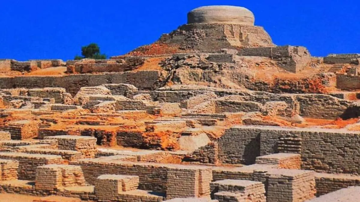 सिंधु घाटी की सभ्यता का सबसे बड़ा नगर मोहन-जोदड़ो