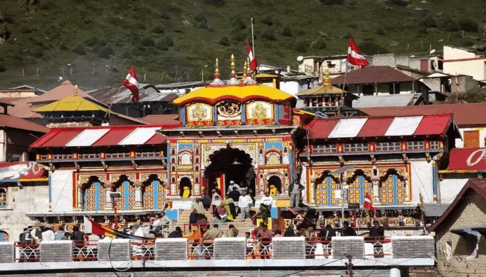 तीर्थ पुरोहितों की एकता के कारण देवस्थानम बोर्ड एक्ट हुआ वापस: पाठक