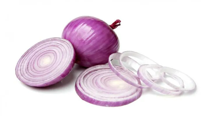 Onion In Summer: गर्मियों में करें प्याज का सेवन, होंगे यह फायदे