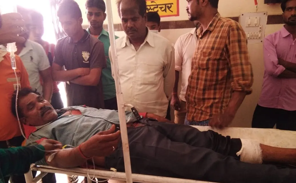 पीलीभीत: पेट्रोल पंप के सेल्समैन को गोली मारकर 1.65 लाख लूटे