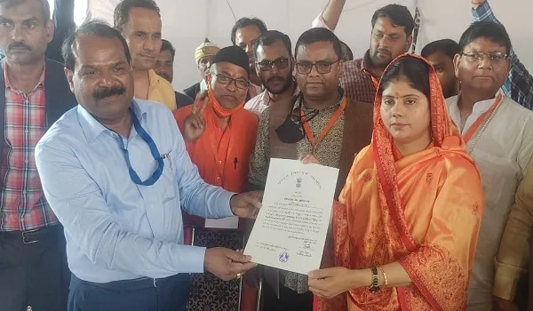 रामपुर : मिलक से भाजपा की राजबाला ने लहराया परचम, कार्यकर्ताओं ने मनाया जीत का जश्न