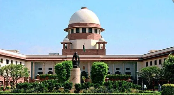 कर्नाटक हिजाब मामला: मुस्लिम पर्सनल लॉ बोर्ड भी पहुंचा सुप्रीम कोर्ट, दाखिल की याचिका