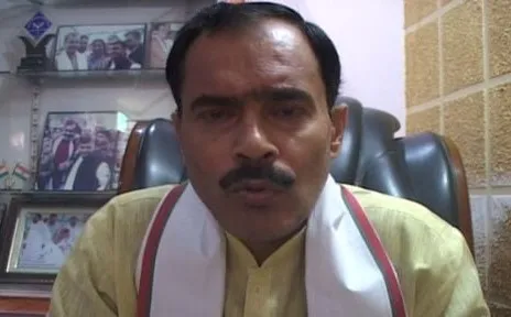 शाहजहांपुर: पिछले डेढ़ दशक में नगर विधानसभा में जिलाध्यक्ष तनवीर खां का विकल्प नहीं तलाश सकी सपा